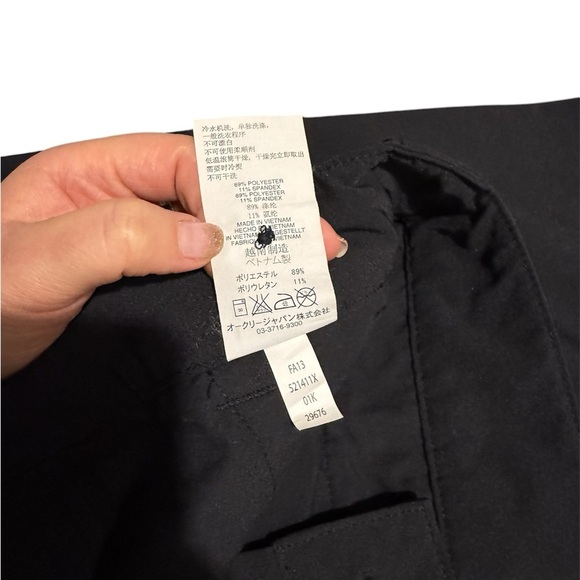 Women’s Oakley Utility Pant - Picture 6 of 7